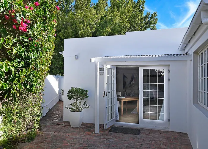 Mirabelle Guesthouse